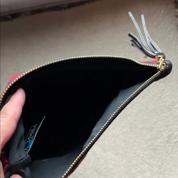 Elegant Red and Black Checkered Clutch - Picture 4 of 5